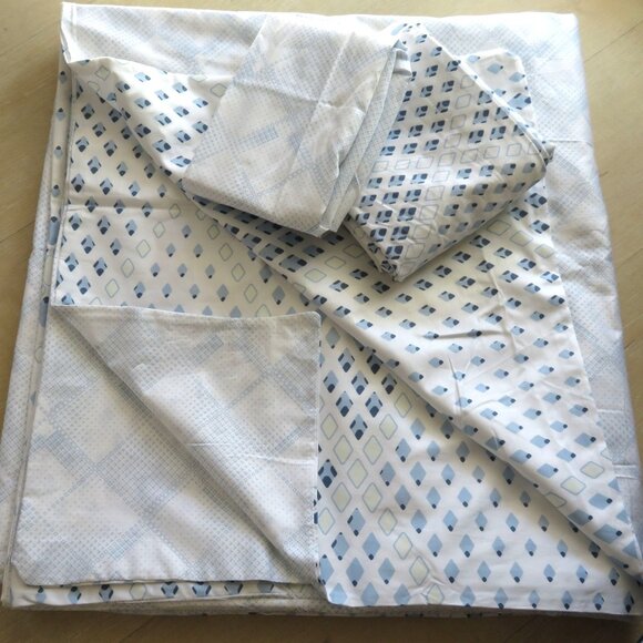New Blue White Reversable Patterned Cotton Twin Duvet Set 2 Shams 1 Pillowcase - Picture 4 of 16